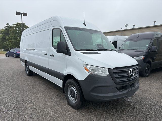 2025 Mercedes-Benz Sprinter Cargo