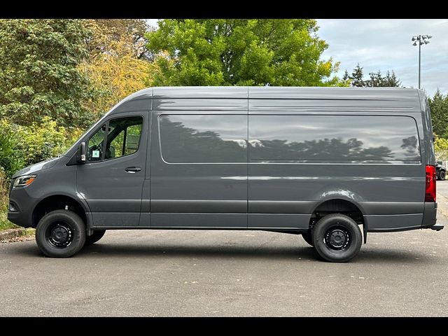 2025 Mercedes-Benz Sprinter Base