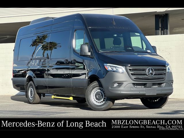 2025 Mercedes-Benz Sprinter Cargo