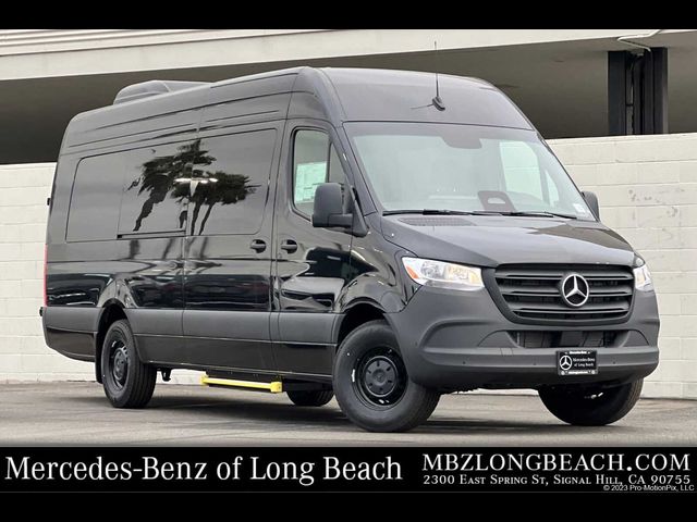 2025 Mercedes-Benz Sprinter Cargo