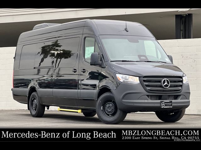 2025 Mercedes-Benz Sprinter Cargo