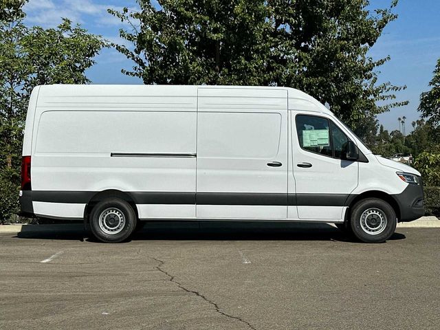 2025 Mercedes-Benz Sprinter Cargo