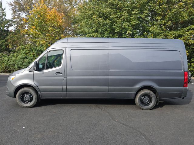 2025 Mercedes-Benz Sprinter Cargo