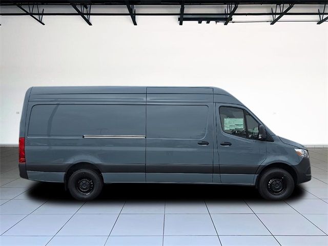 2025 Mercedes-Benz Sprinter Cargo