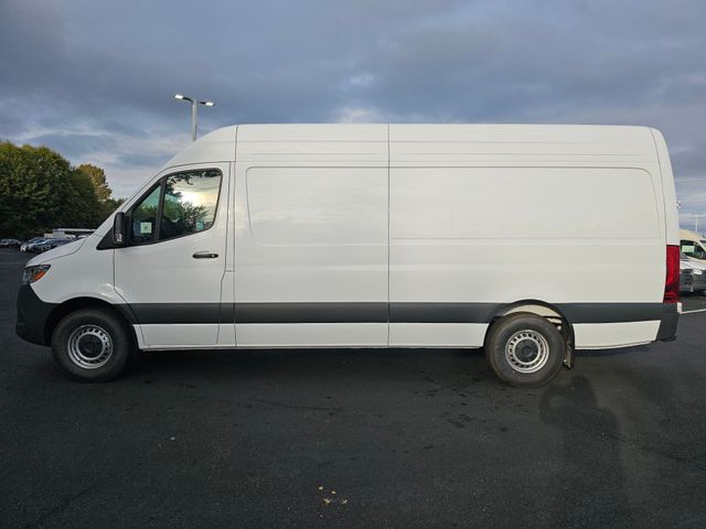 2025 Mercedes-Benz Sprinter Cargo