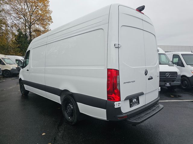 2025 Mercedes-Benz Sprinter Cargo