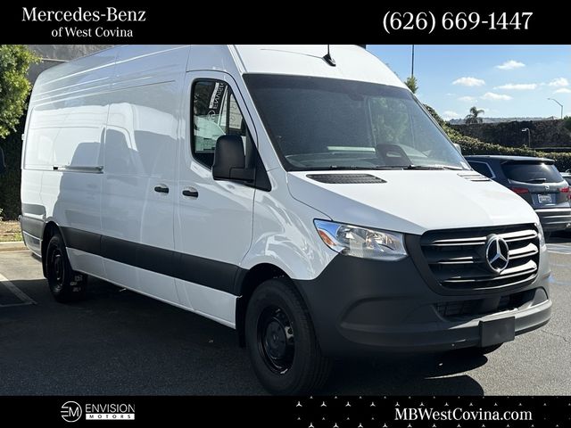 2025 Mercedes-Benz Sprinter Cargo