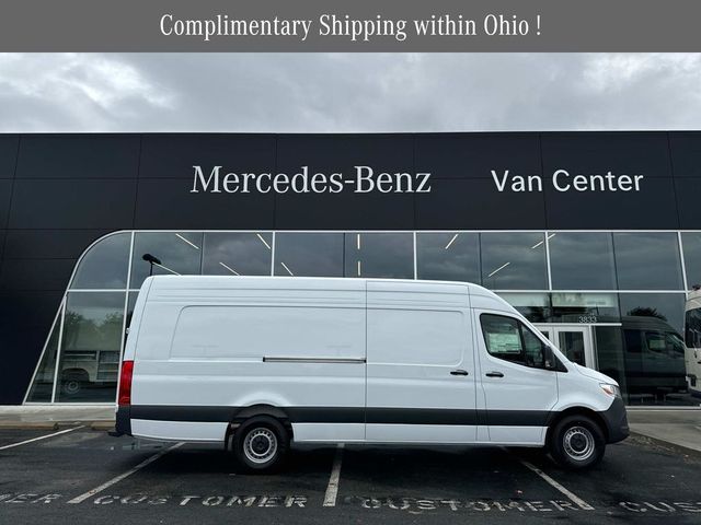 2025 Mercedes-Benz Sprinter Cargo