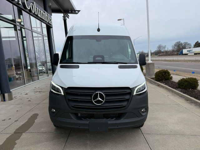 2025 Mercedes-Benz Sprinter Cargo