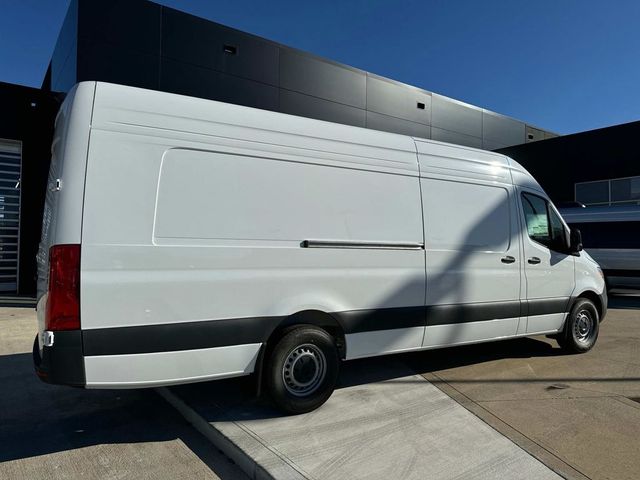 2025 Mercedes-Benz Sprinter Cargo