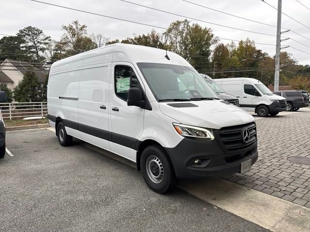 2025 Mercedes-Benz Sprinter Cargo