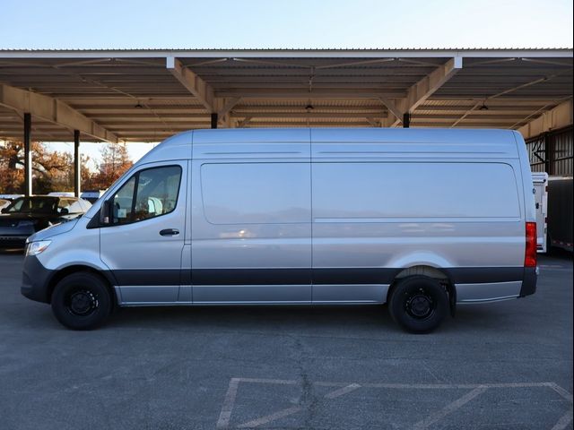 2025 Mercedes-Benz Sprinter Cargo