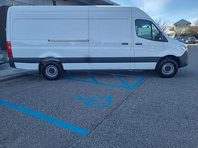 2025 Mercedes-Benz Sprinter Cargo