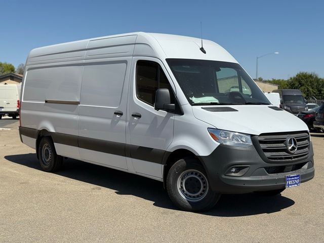 2025 Mercedes-Benz Sprinter Cargo