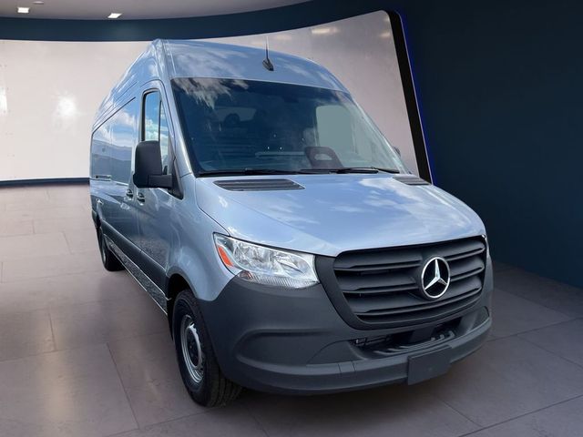 2025 Mercedes-Benz Sprinter Cargo