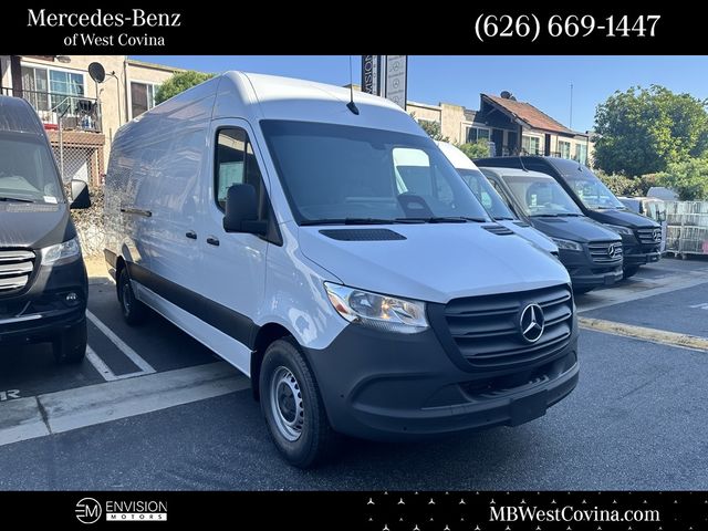 2025 Mercedes-Benz Sprinter Cargo