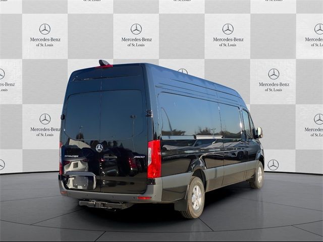 2025 Mercedes-Benz Sprinter Cargo