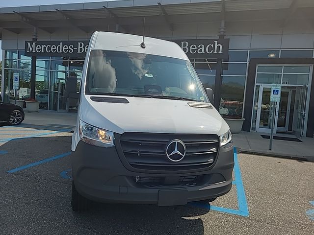 2025 Mercedes-Benz Sprinter Cargo