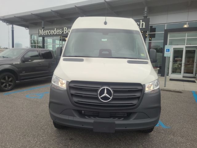 2025 Mercedes-Benz Sprinter Cargo