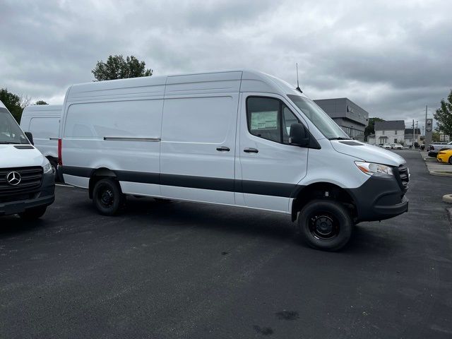 2025 Mercedes-Benz Sprinter Cargo