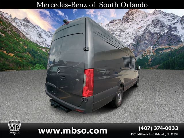 2025 Mercedes-Benz Sprinter Cargo