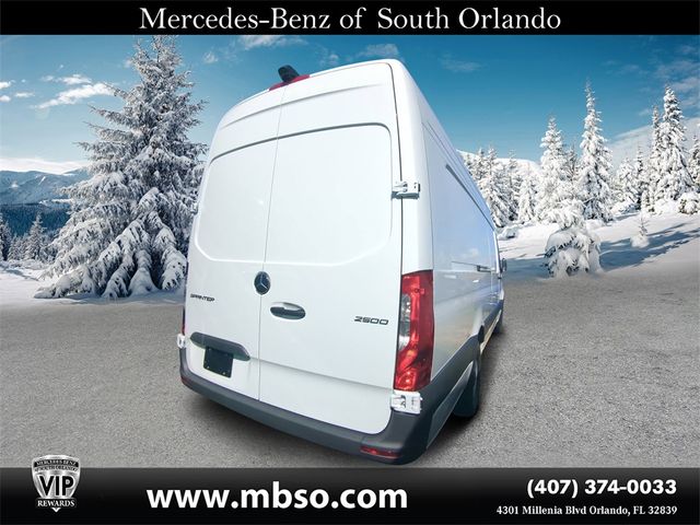 2025 Mercedes-Benz Sprinter Cargo