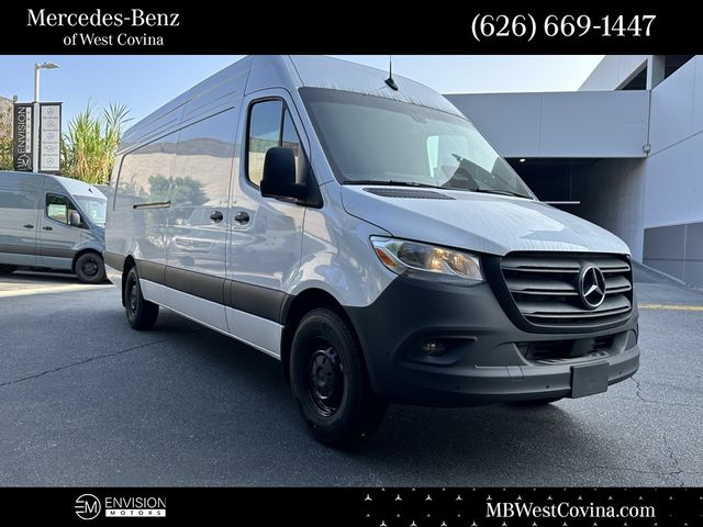 2025 Mercedes-Benz Sprinter Cargo