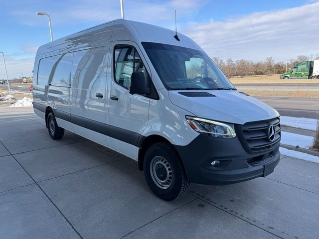 2025 Mercedes-Benz Sprinter Cargo