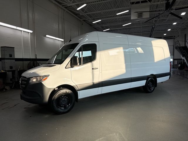 2025 Mercedes-Benz Sprinter Cargo