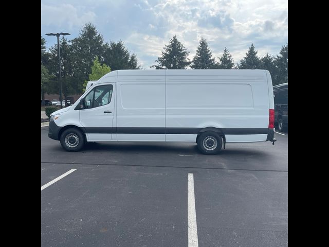 2025 Mercedes-Benz Sprinter Cargo