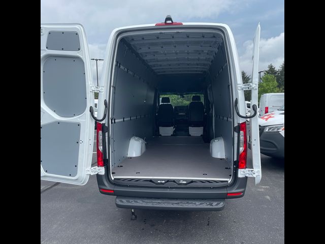 2025 Mercedes-Benz Sprinter Cargo