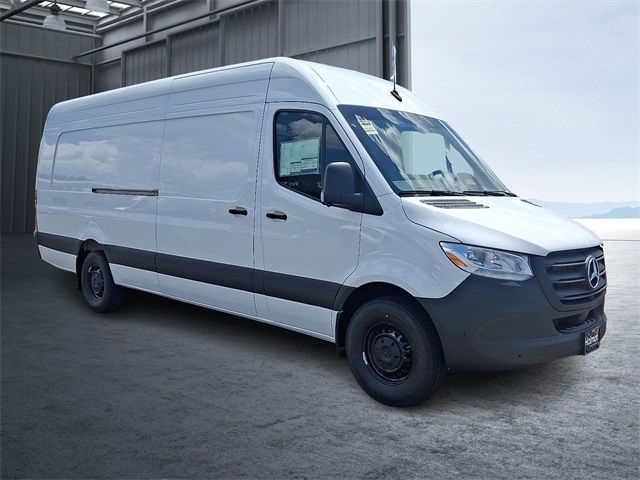 2025 Mercedes-Benz Sprinter Cargo
