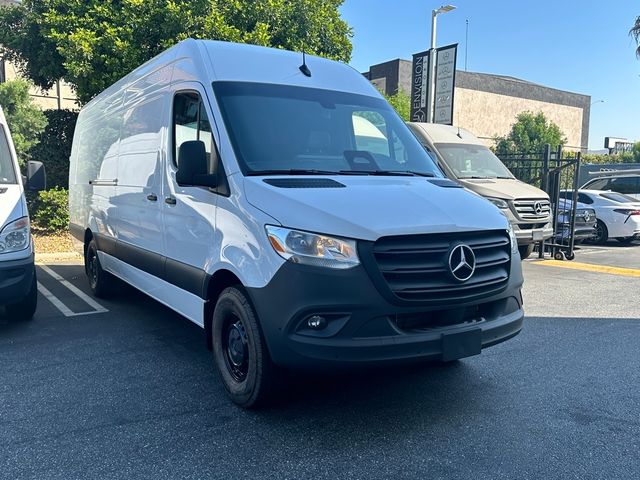 2025 Mercedes-Benz Sprinter Cargo