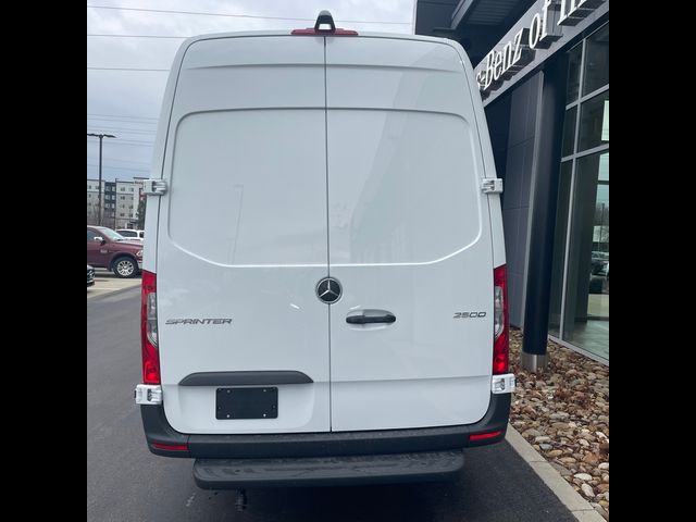 2025 Mercedes-Benz Sprinter Cargo