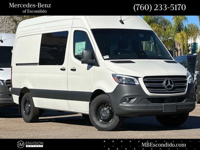 2025 Mercedes-Benz Sprinter Base