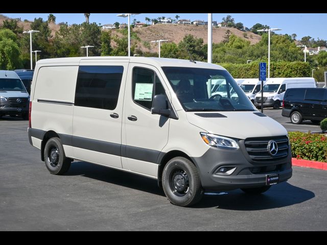 2025 Mercedes-Benz Sprinter Base