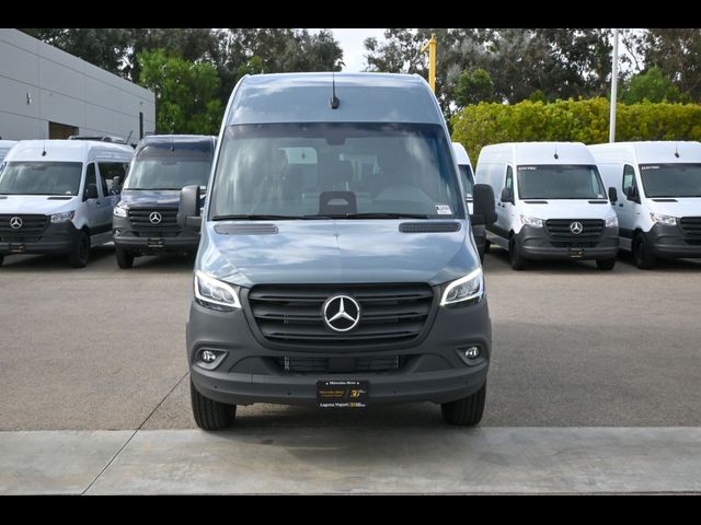 2025 Mercedes-Benz Sprinter Base