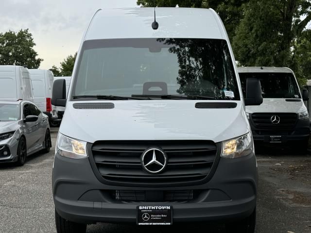 2025 Mercedes-Benz Sprinter Base