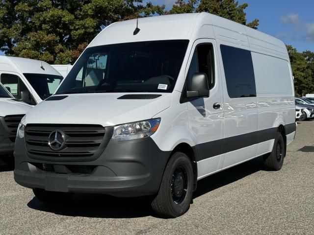 2025 Mercedes-Benz Sprinter Base