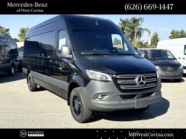 2025 Mercedes-Benz Sprinter Base