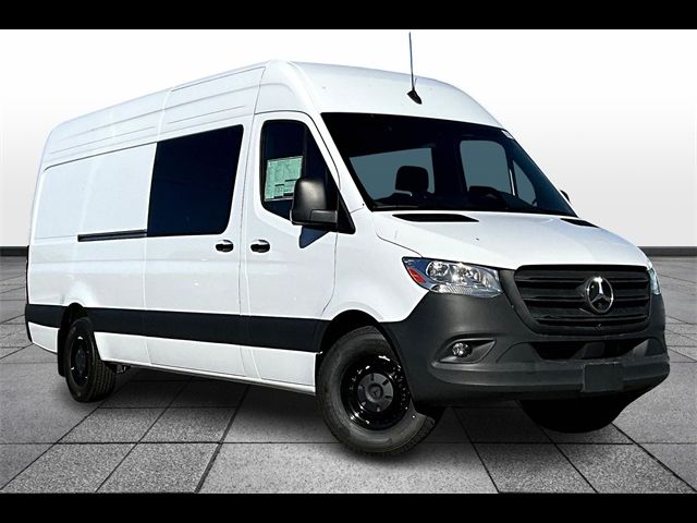 2025 Mercedes-Benz Sprinter Base