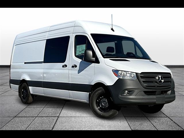 2025 Mercedes-Benz Sprinter Base