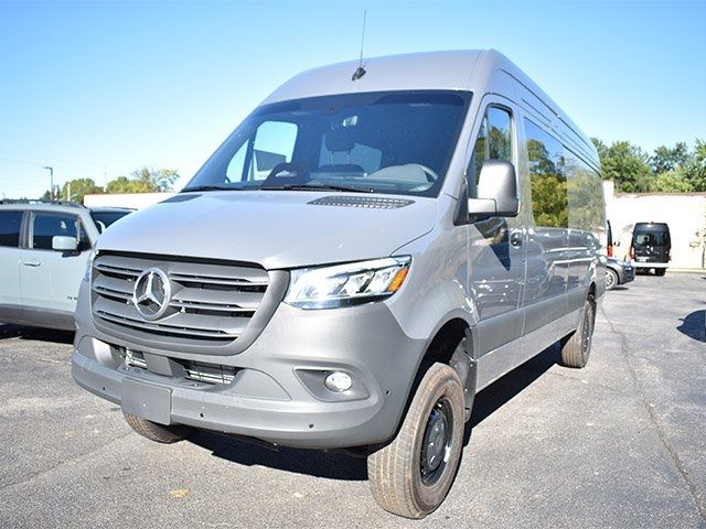 2025 Mercedes-Benz Sprinter Base