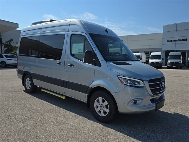 2025 Mercedes-Benz Sprinter Passsenger