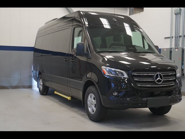 2025 Mercedes-Benz Sprinter Passsenger