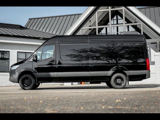 2025 Mercedes-Benz Sprinter 