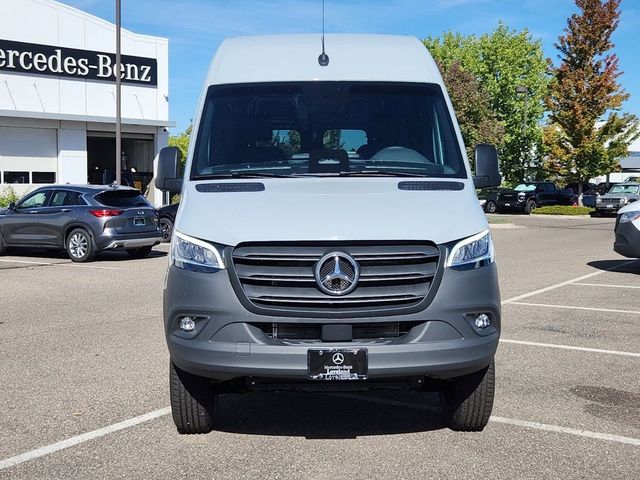 2025 Mercedes-Benz Sprinter Base