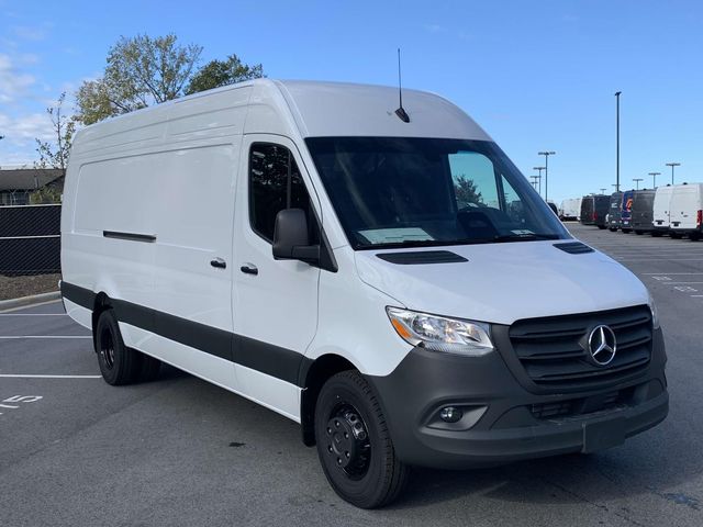 2025 Mercedes-Benz Sprinter Cargo