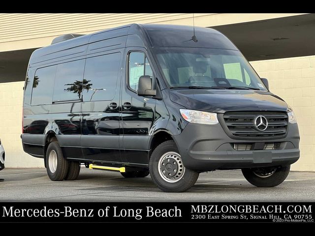 2025 Mercedes-Benz Sprinter Cargo