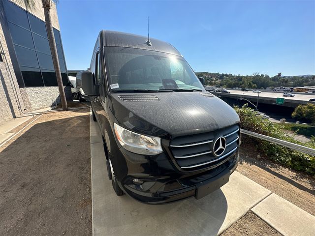 2025 Mercedes-Benz Sprinter Cargo